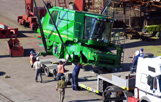 Landmaschinentransport - Schwertransport nach Skandinavien