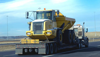 Baumaschinentransport / Schwertransport nach Osteuropa